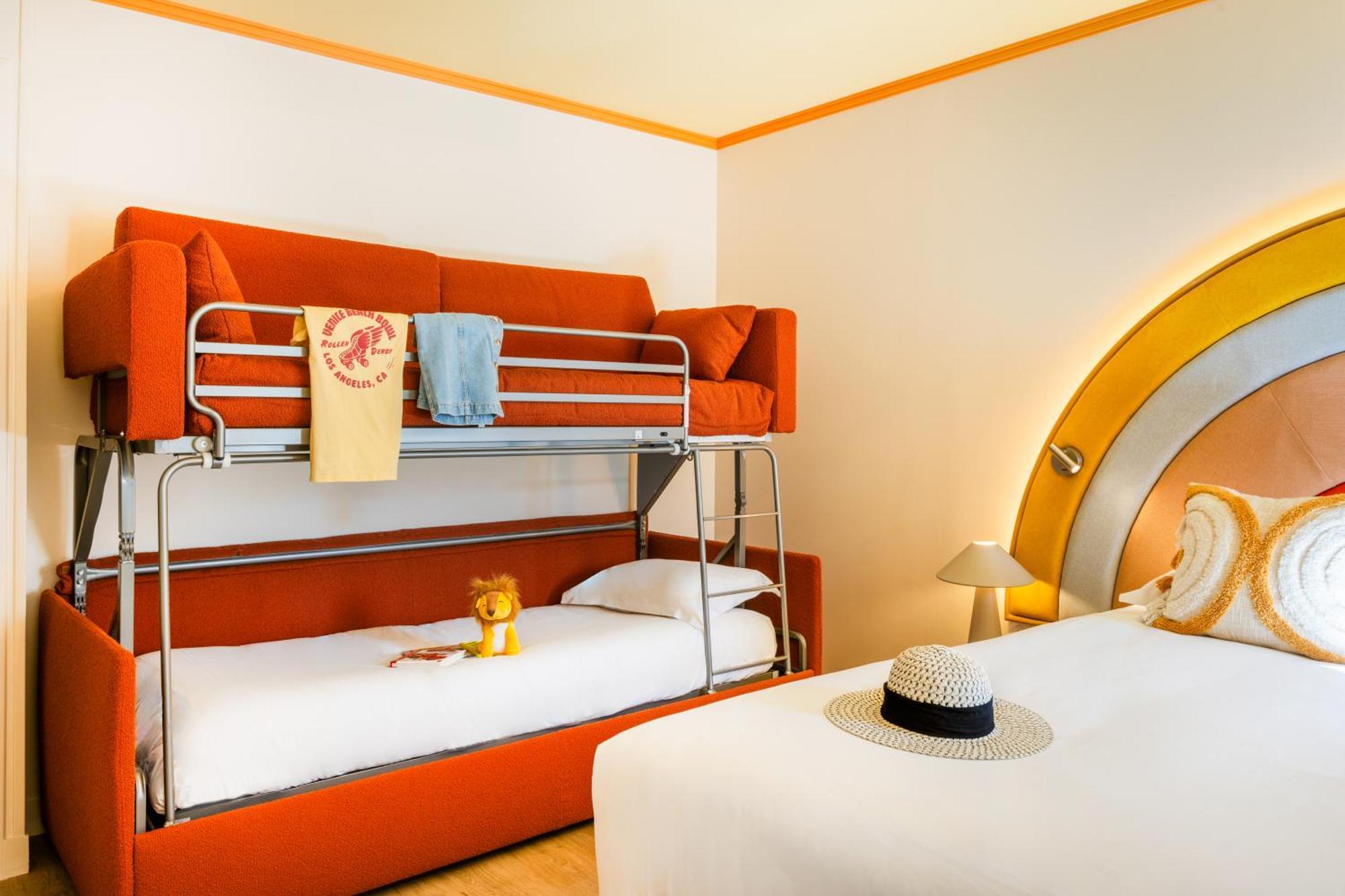 Apogia 4*