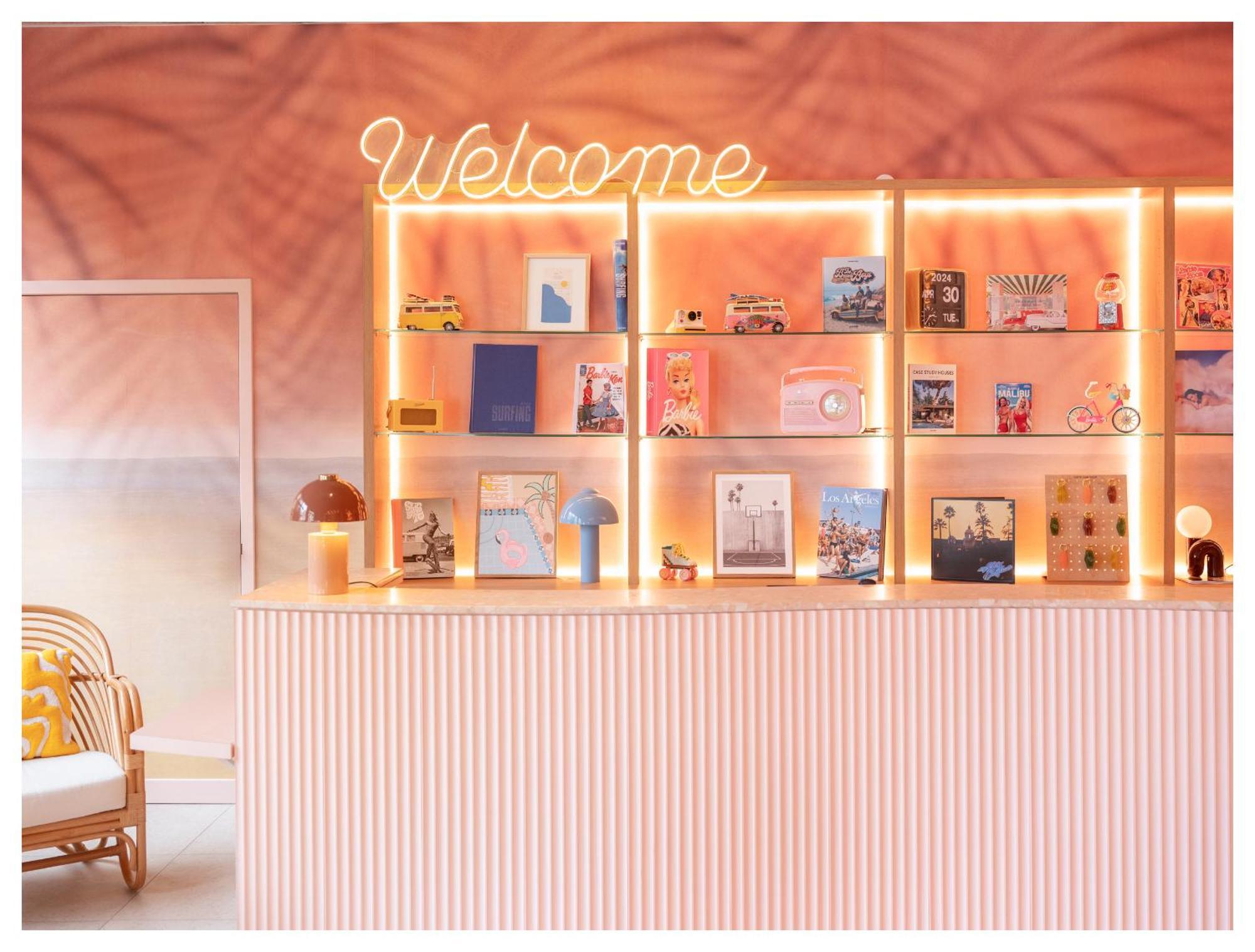 Hotel Apogia 4*